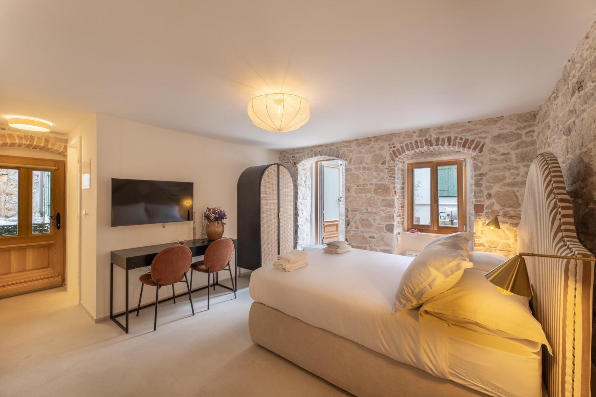 Balturio Boutique 4 Stars Properties In The Center Kaštela Exteriör bild