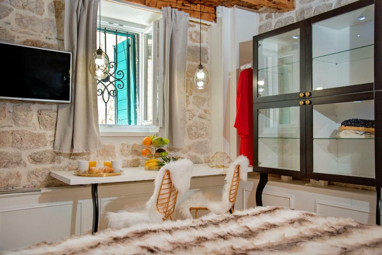 Balturio Boutique 4 Stars Properties In The Center Kaštela Exteriör bild