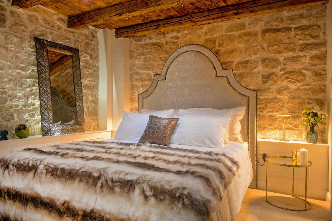 Balturio Boutique 4 Stars Properties In The Center Kaštela Exteriör bild