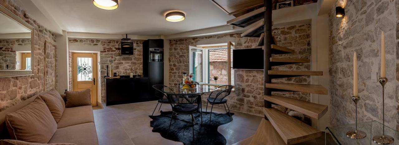 Balturio Boutique 4 Stars Properties In The Center Kaštela Exteriör bild