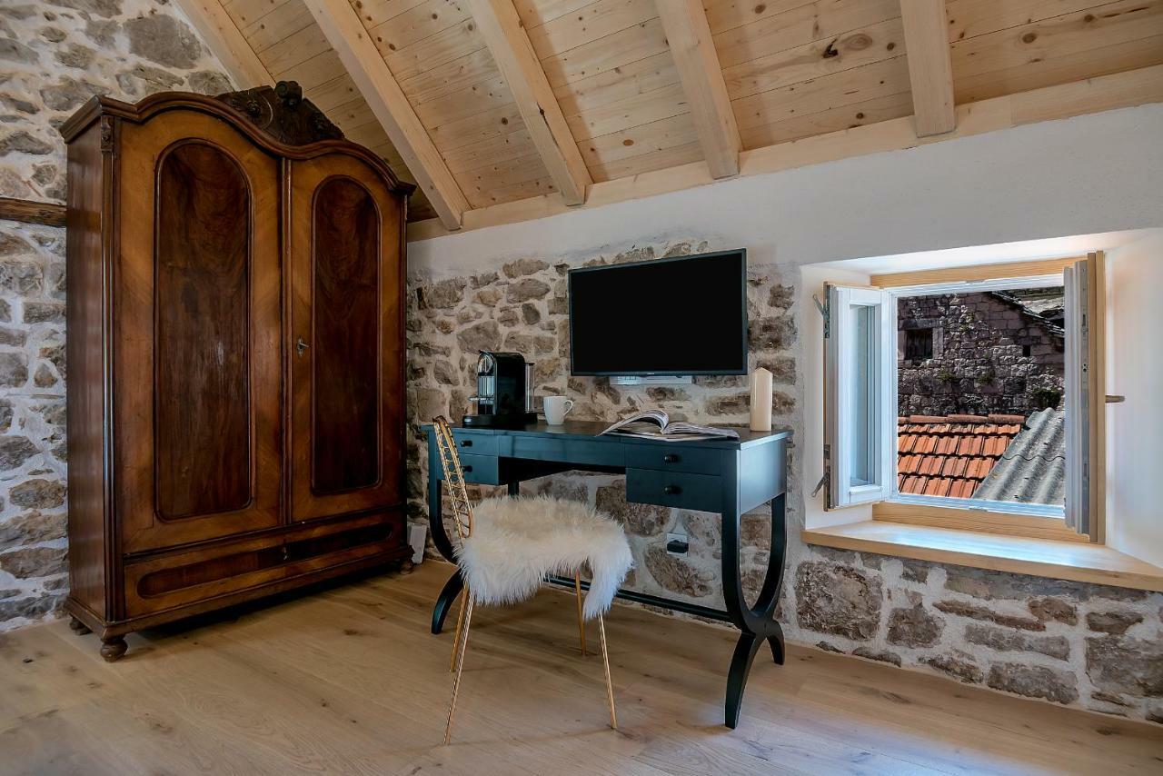 Balturio Boutique 4 Stars Properties In The Center Kaštela Exteriör bild
