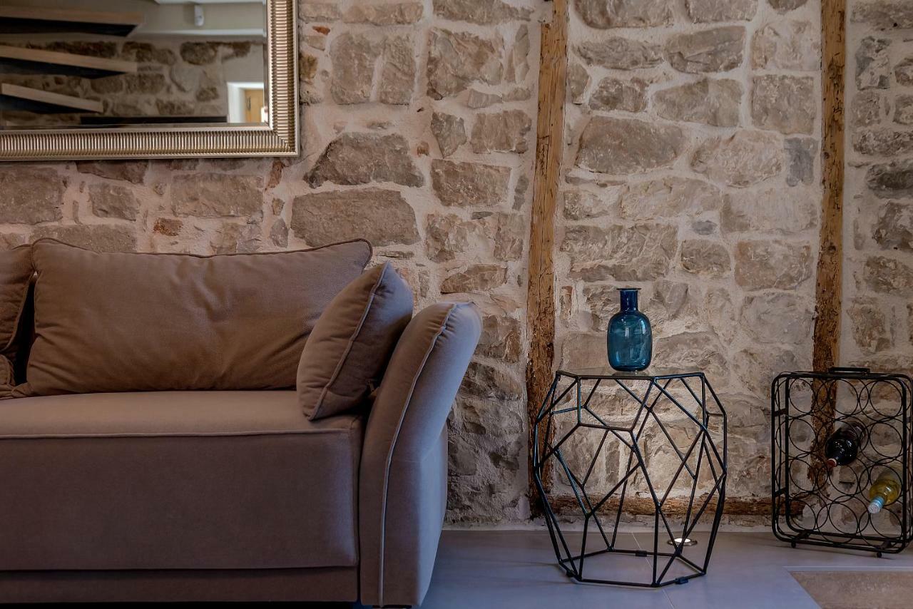 Balturio Boutique 4 Stars Properties In The Center Kaštela Exteriör bild
